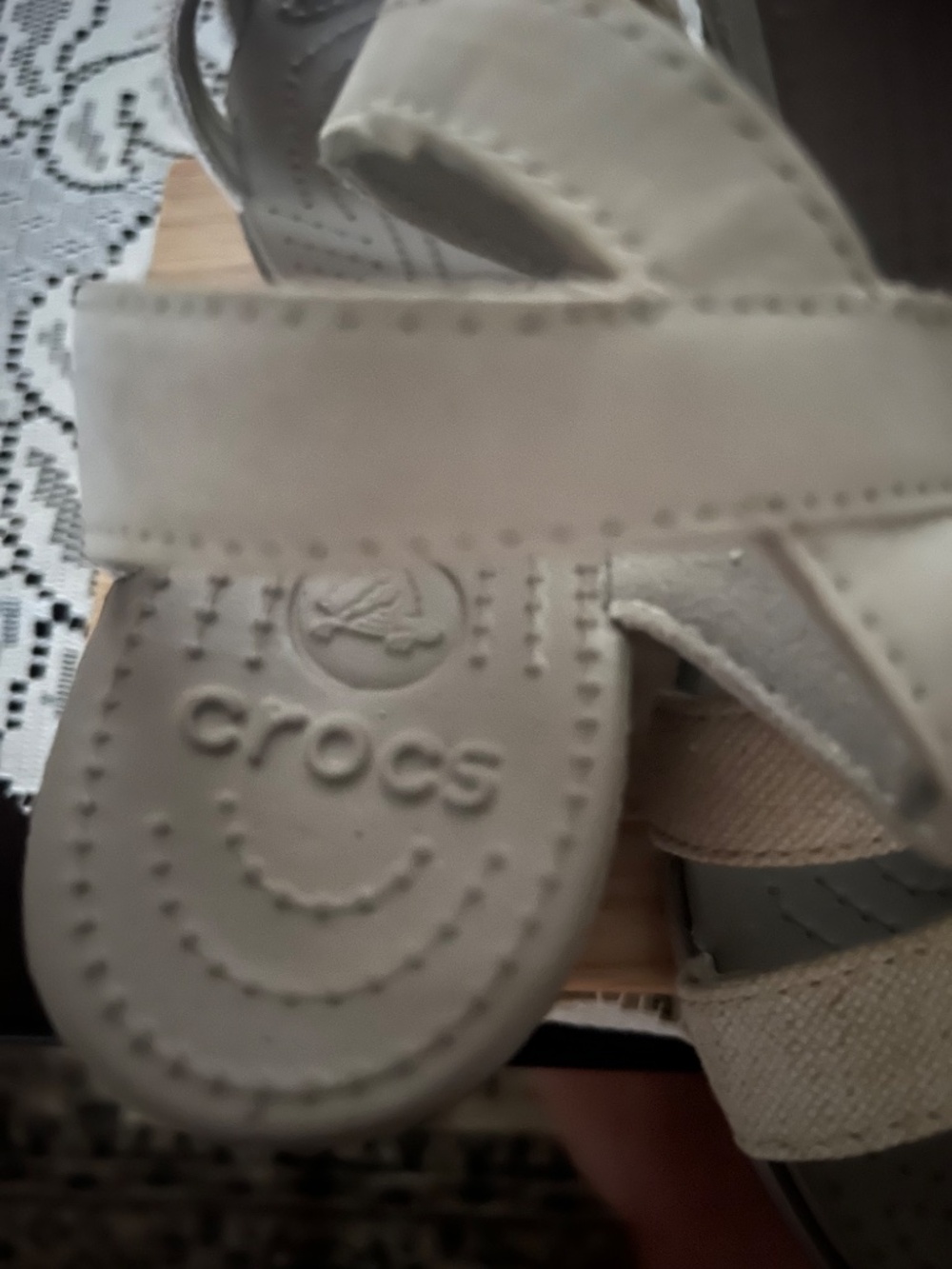Womens Crocs Leigh II Ankle Strap Wedge Sandals Size 9 NWT - Picture 8 of 12
